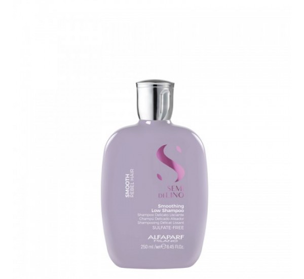 ЗАГЛАЖДАЩ ШАМПОАН ЗА ЦЪФТЯЩА И НЕПОКОРНА КОСА ALFAPARF SEMI DI LINO SMOOTH SHAMPOO 250ML